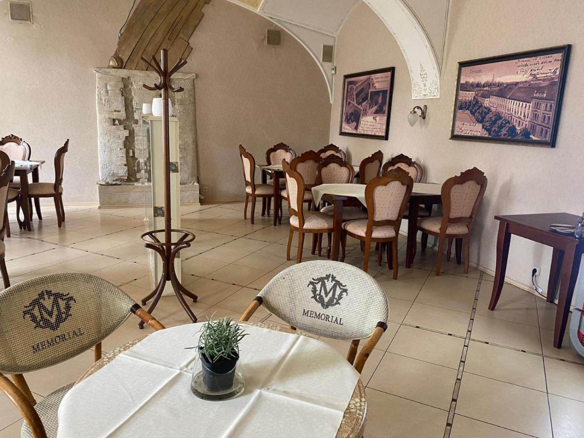 Hotel Memorial Terezín エクステリア 写真